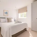 Retreats At Saltmoore Nyaraló