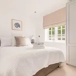 Retreats At Saltmoore Nyaraló *